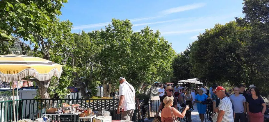 Vide grenier de la saint laurent