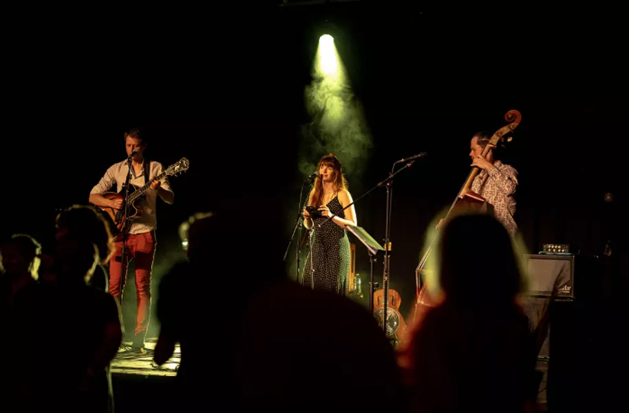 Jazz gourmand : Becky & The Pop Up Orchestra – Trio – Parfum de jazz