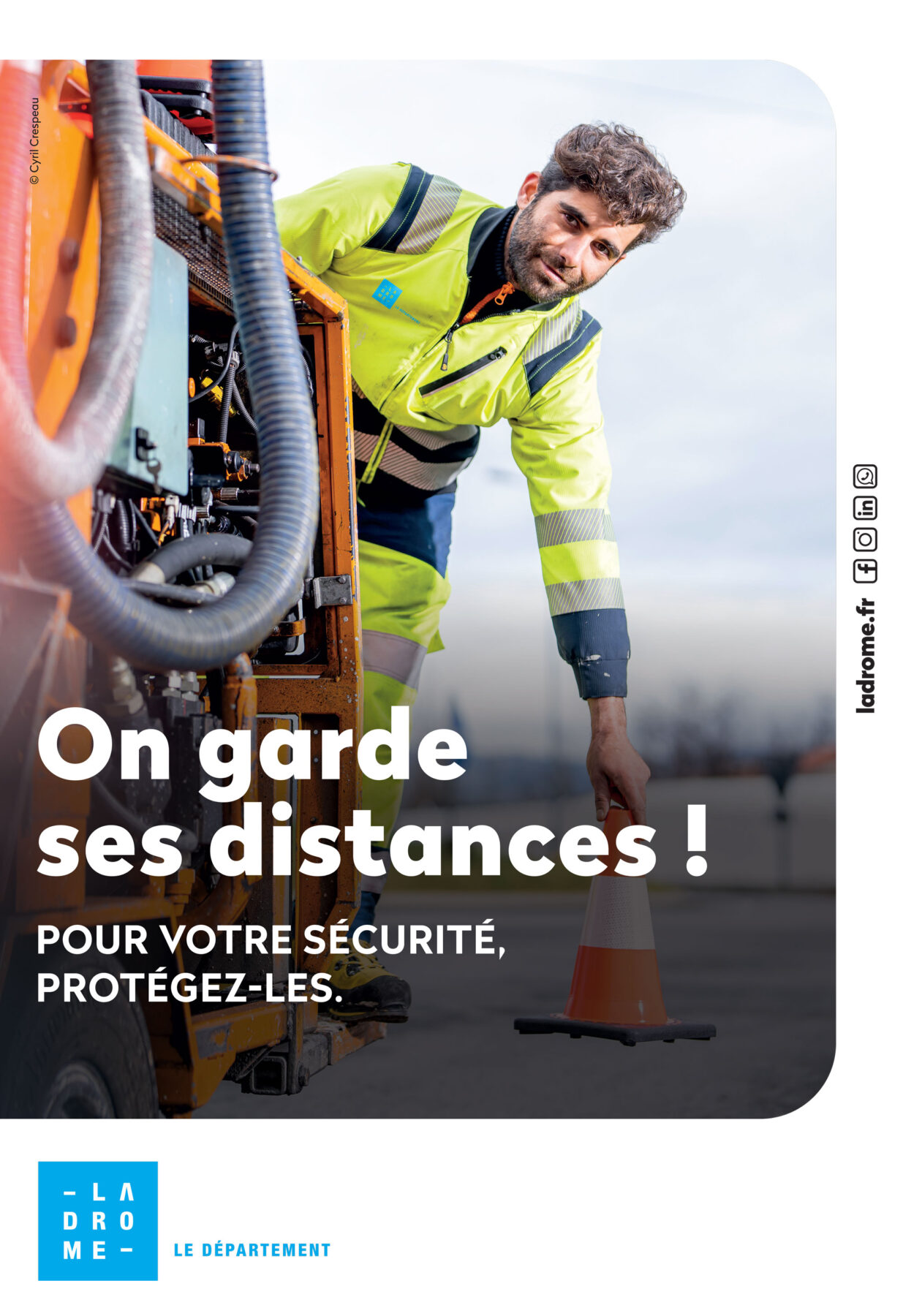 On garde ses distances ! Pou votre sécurité, protégez-les.