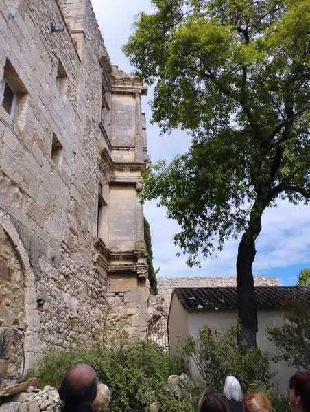 Parcours commentés : Château médiéval, le bourg castral et fortifications