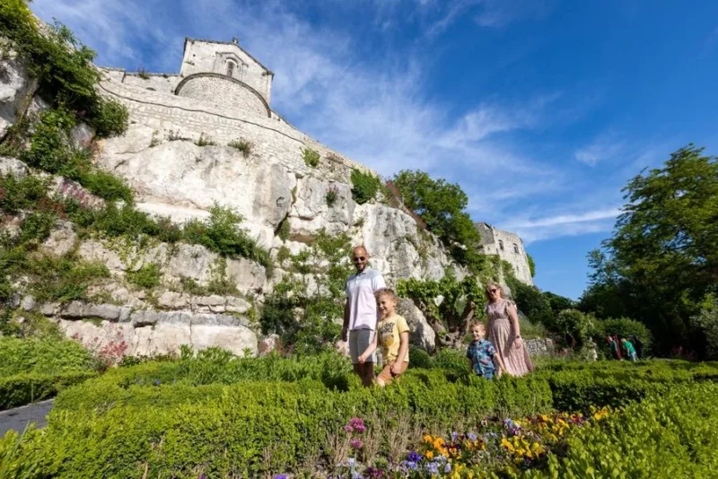 Visite guidée de La Garde-Adhémar pour les groupes