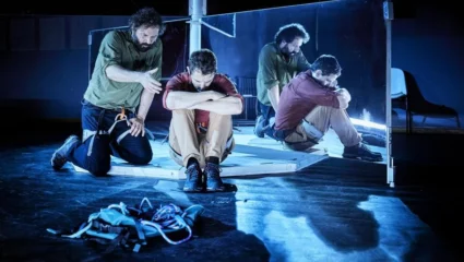 Comédie itinérante – Une ombre vorace