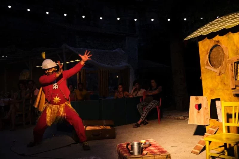 Spectacle : Casse Coquille et le Noël de Monsieur Plume à la médiathèque