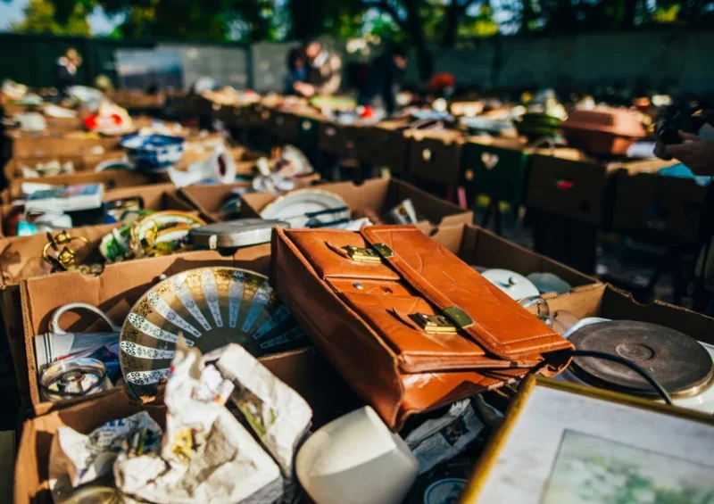 Brocante et plantes – Quai Defer
