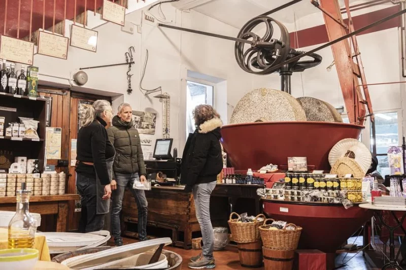 Visite guidée du Moulin à Huile Ramade