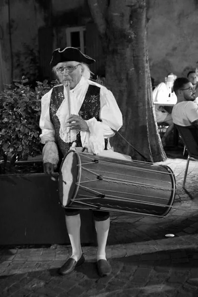 Marché Nocturne Costumé